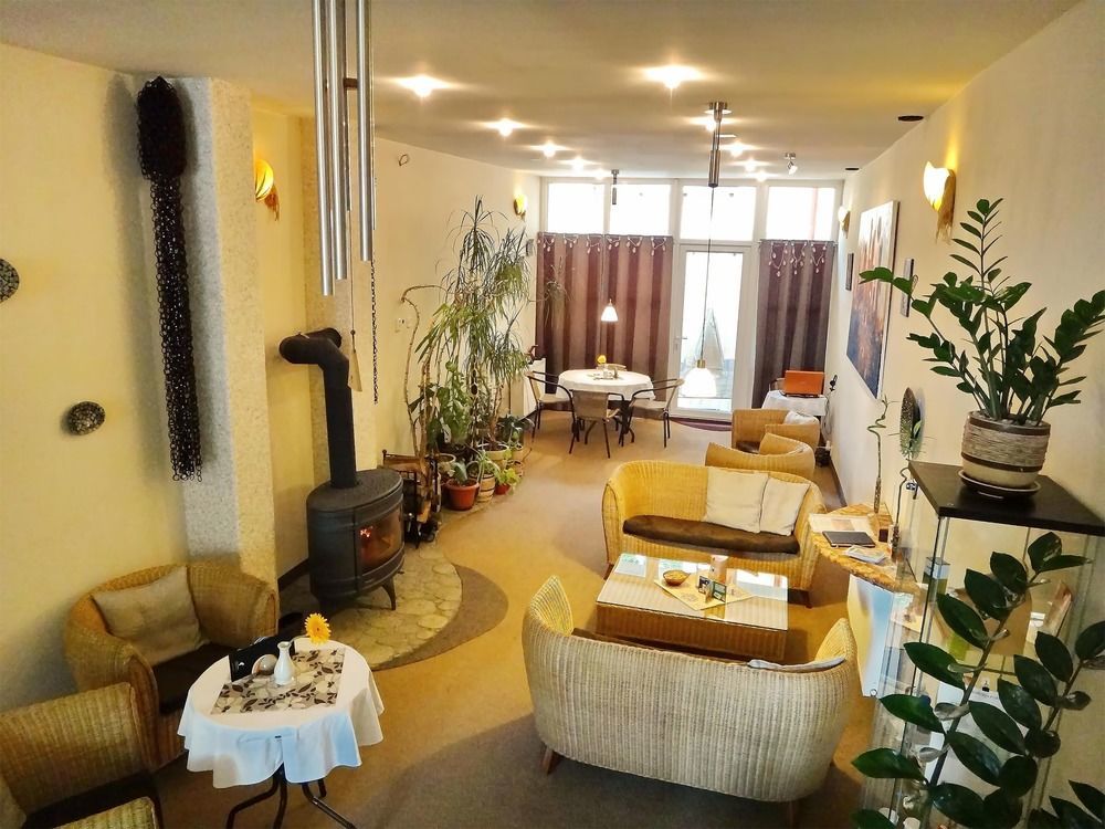 Boutique Hotel Swisshouse マリアーンスケー・ラーズニェ エクステリア 写真