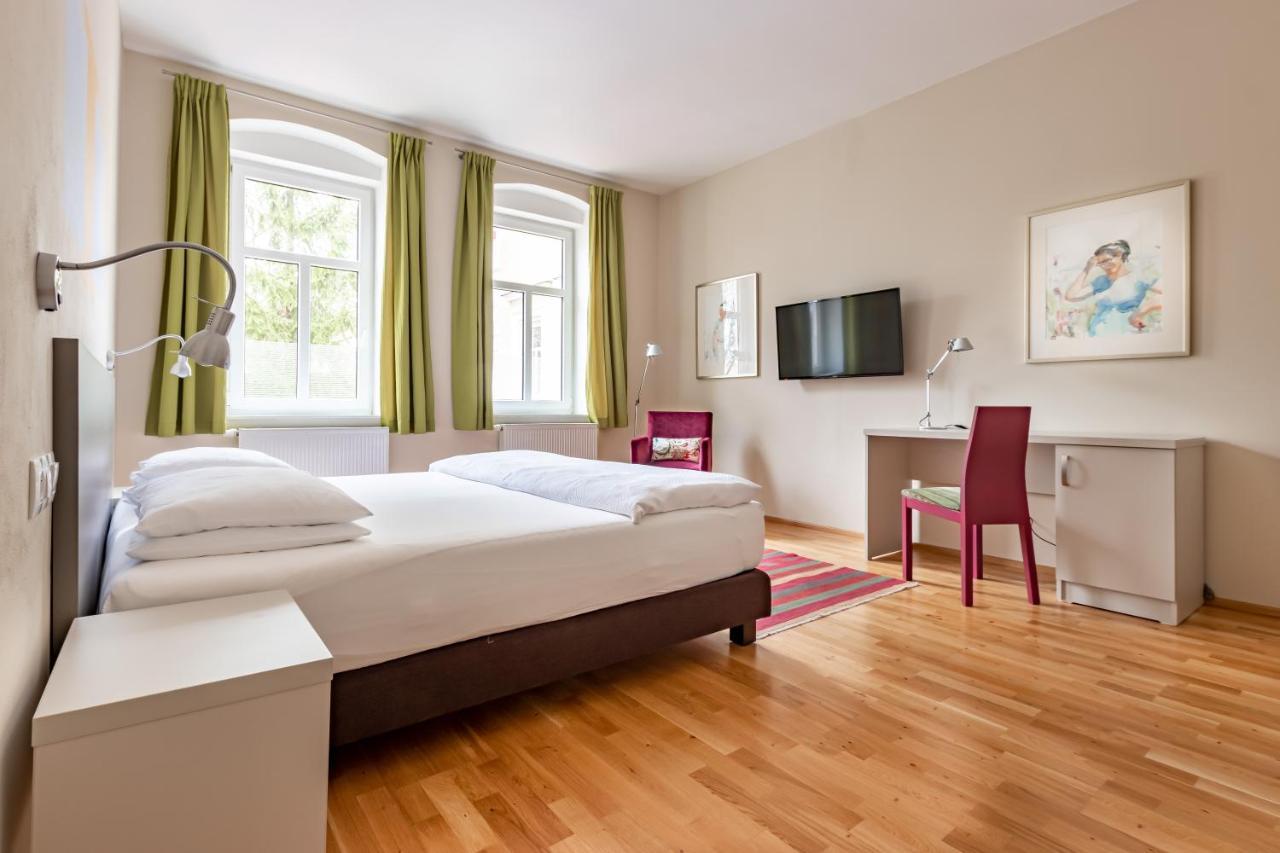 Boutique Hotel Swisshouse マリアーンスケー・ラーズニェ エクステリア 写真